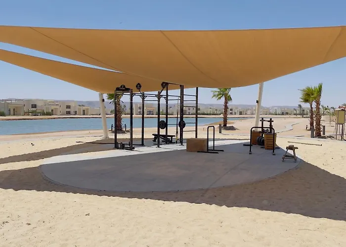 Ollystays Lagoon & Pool Views, Shedwan 1br, Near Abu Tig ! *