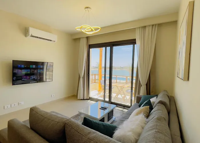 Daire Ollystays Lagoon & Pool Views, Shedwan 1br, Near Abu Tig ! *
